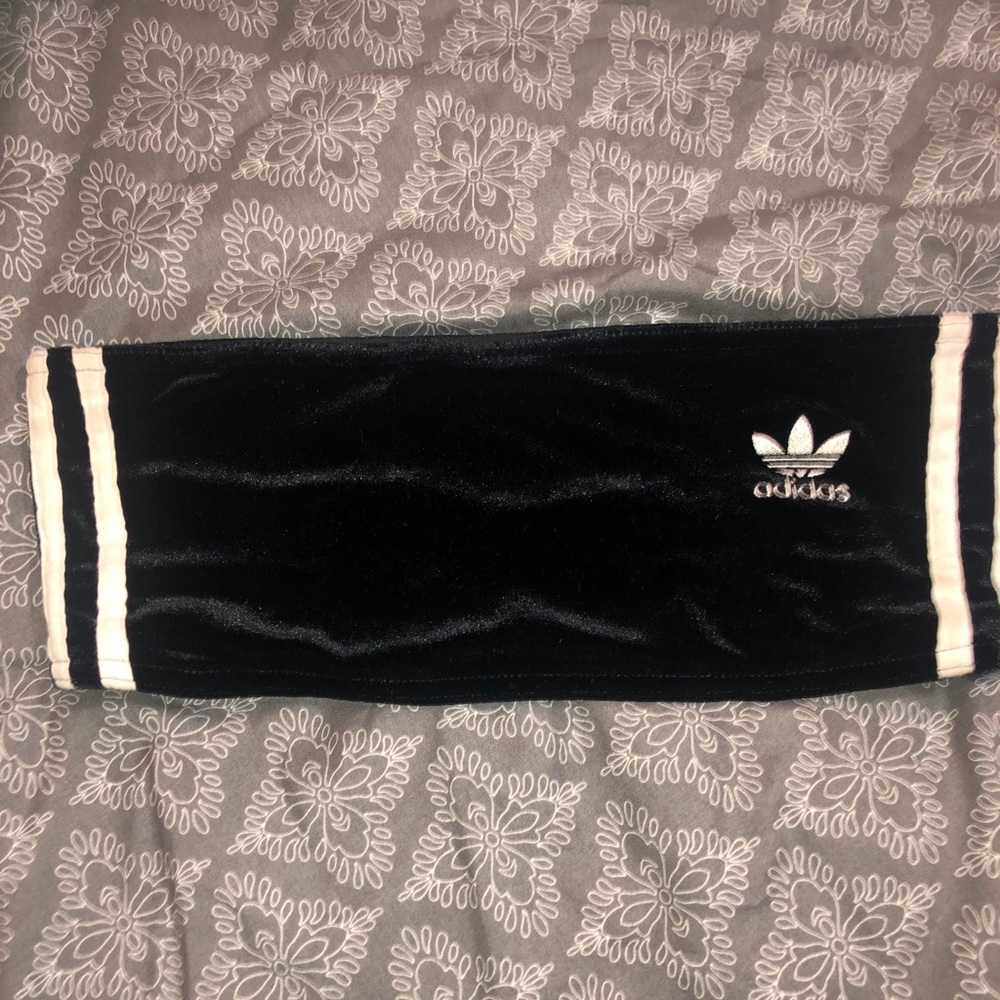 ✨Adidas tube top ✨